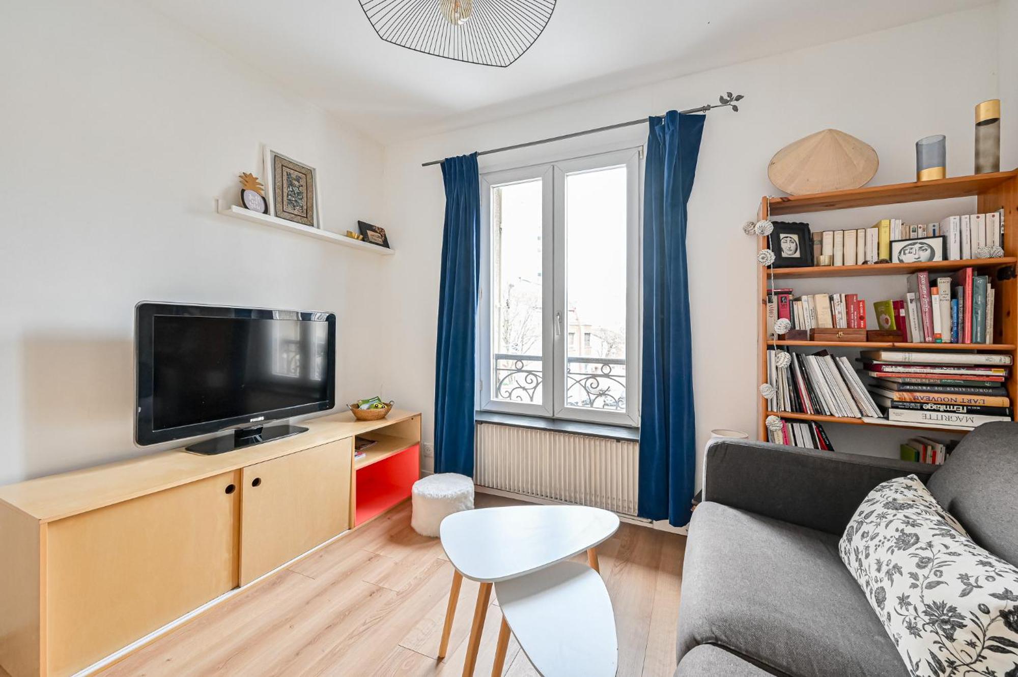Apartamento Le Splendide - Paris - Metro - 4 Personnes Les Lilas Exterior foto