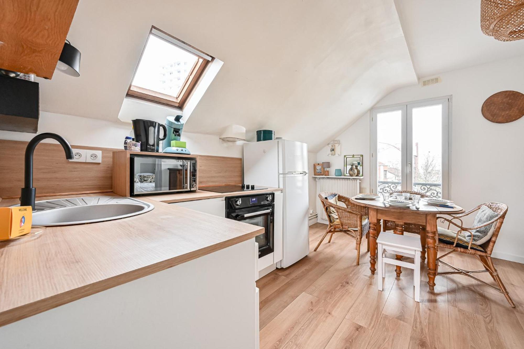Apartamento Le Splendide - Paris - Metro - 4 Personnes Les Lilas Exterior foto